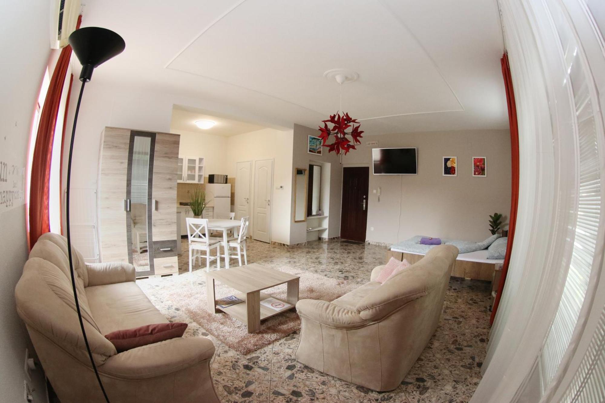 Liliom Apartman Godollo Exterior foto
